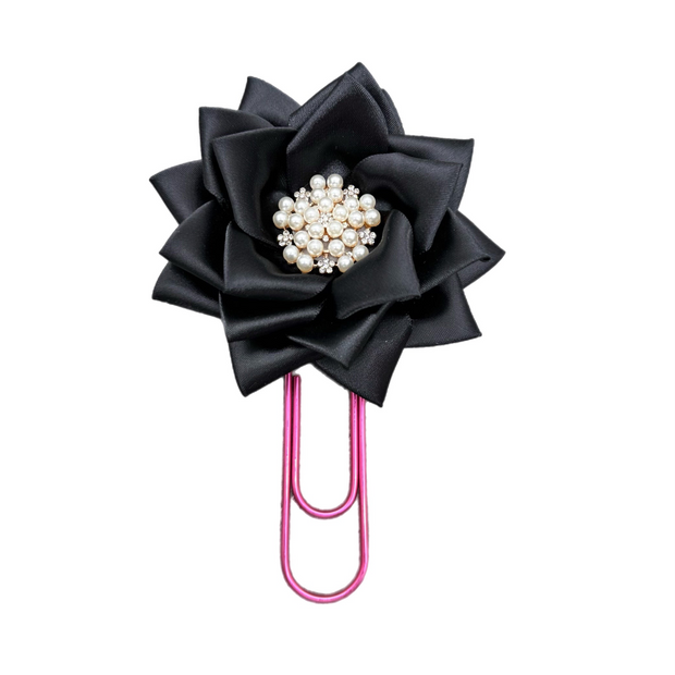 Black Bloom Clip