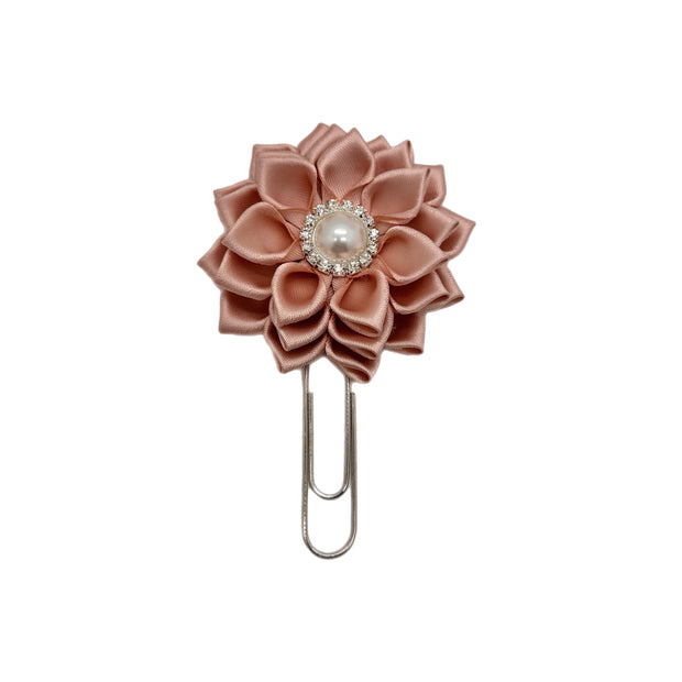 Blush Pink Daisy Clip