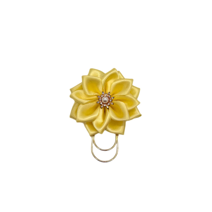 Banana Yellow Daisy Mini