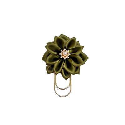 Olive Green Daisy Mini