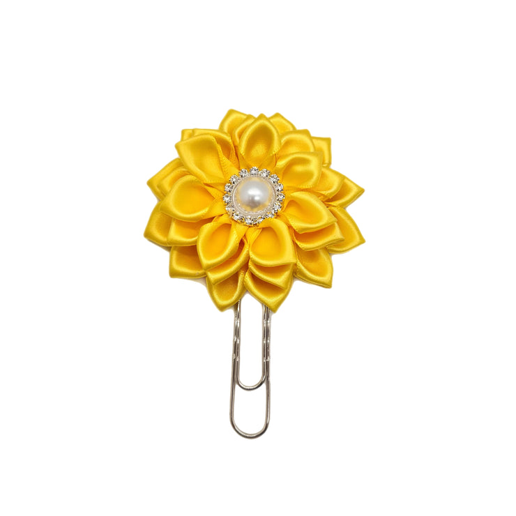 Yellow Daisy Clip