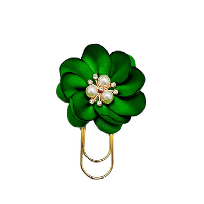 Green Petunia Clip