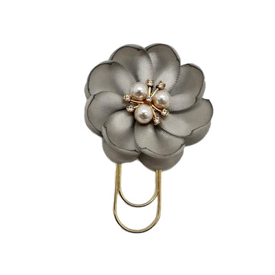 Silver Petunia Clip